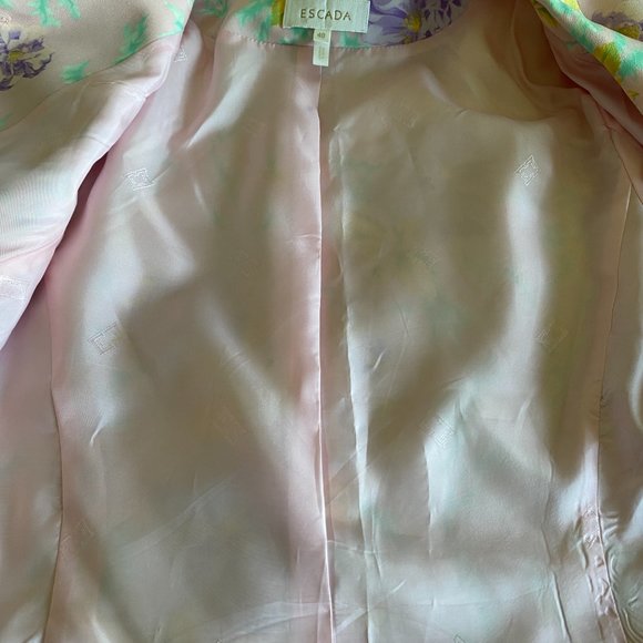 Escada Vintage (90s) Pure Silk Jacket & Dress (40) - Picture 6 of 13